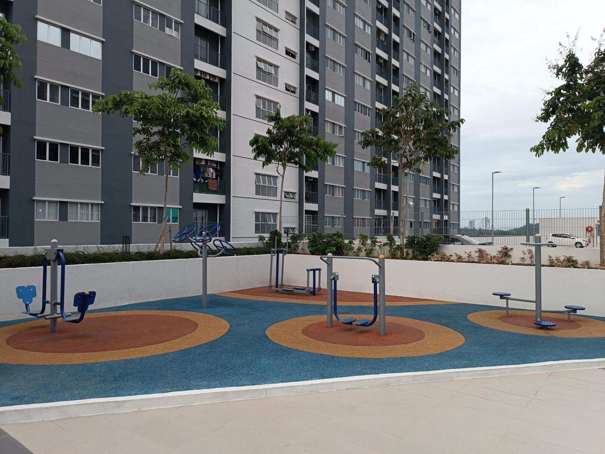 Aisy Homestay Putrajaya Cyberjaya Klia Kampung Dengkil Exterior foto